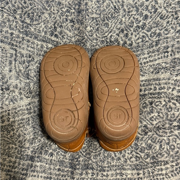 Stride Rite Irina Boots - Picture 4 of 8